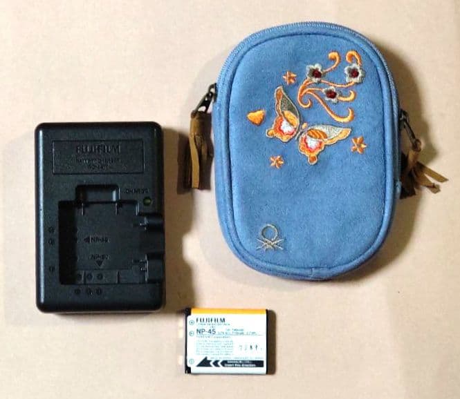 FUJIFUILM FINPIX Z33 WP 防水デジタルカメラ