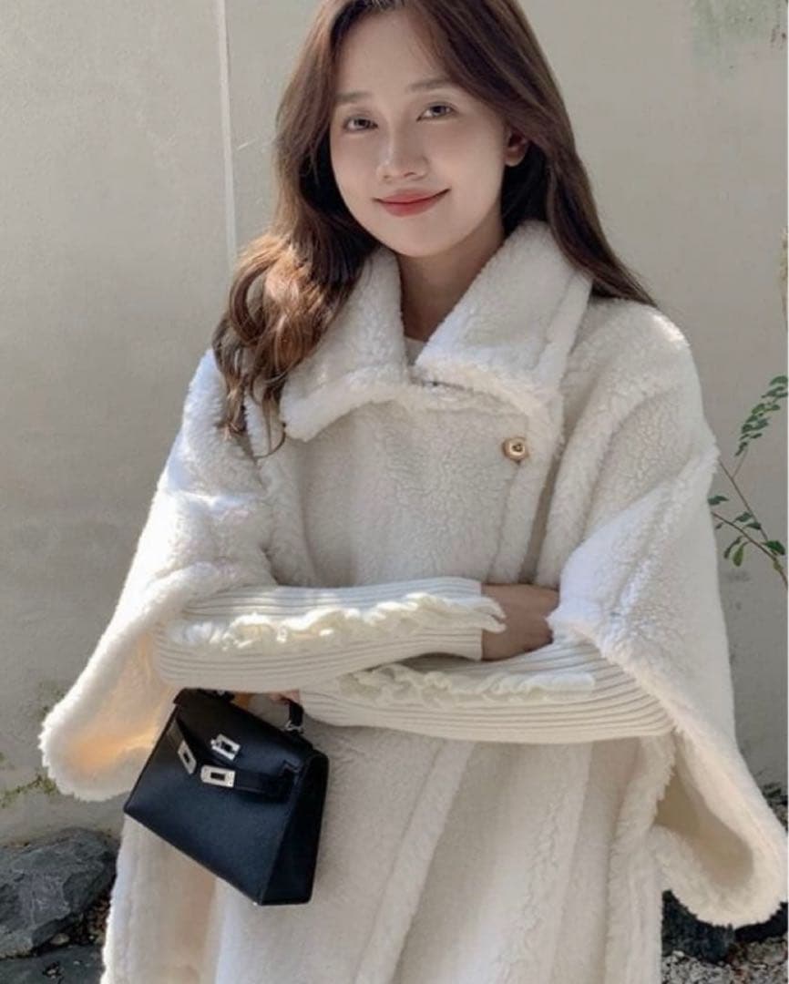 値下げ⭐︎birthdaybashボアコートホワイトポンチョ