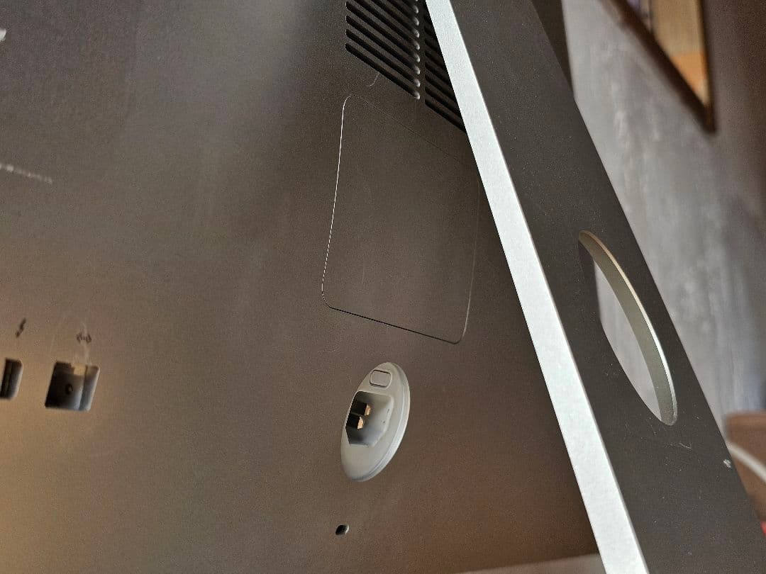 iMac 5K 27インチ 2015　i5 16GB 1TB R9 380