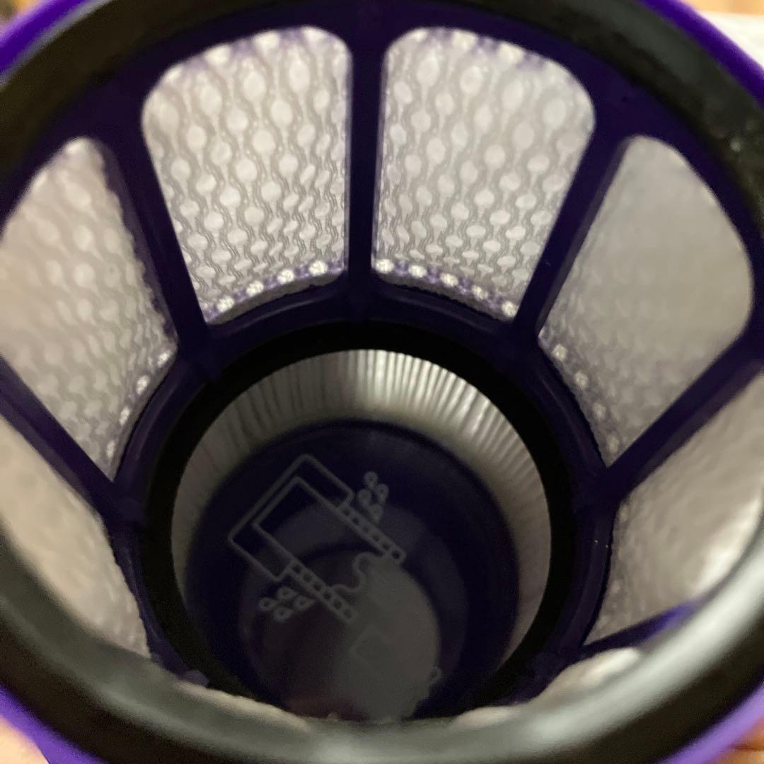 ダイソン掃除機　SV12用バッテリーとフィルター