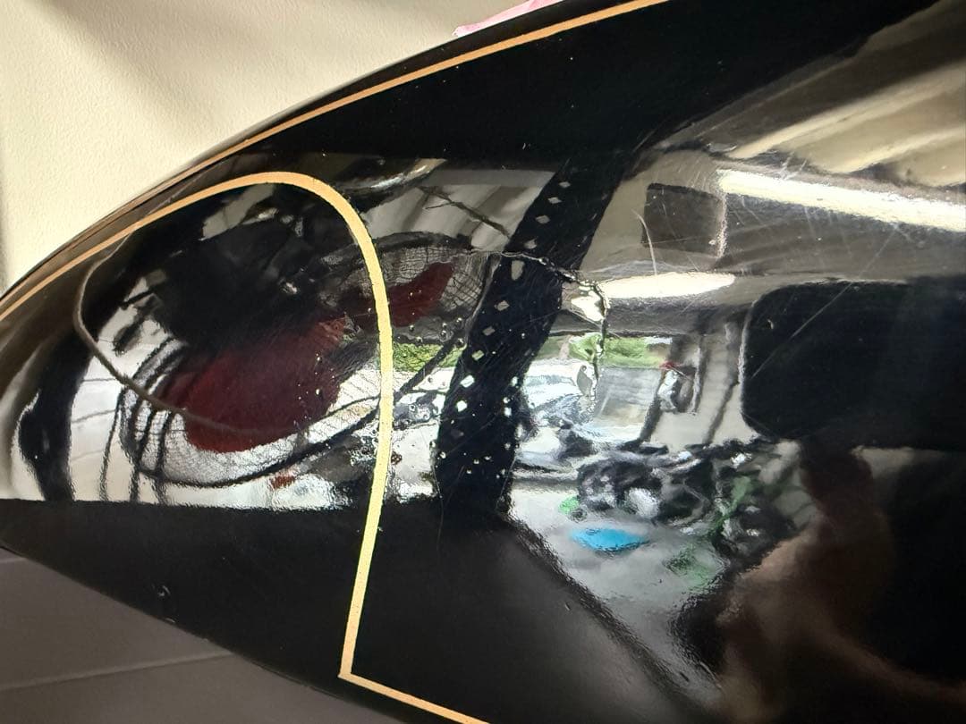 SR400 2型 純正タンク