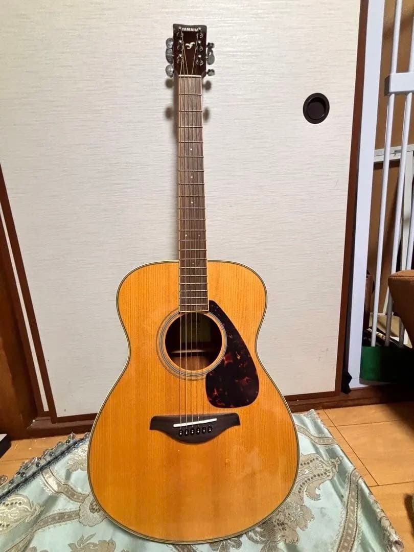 ヤマハFs820 アコースティックギター ピック付 2020購入