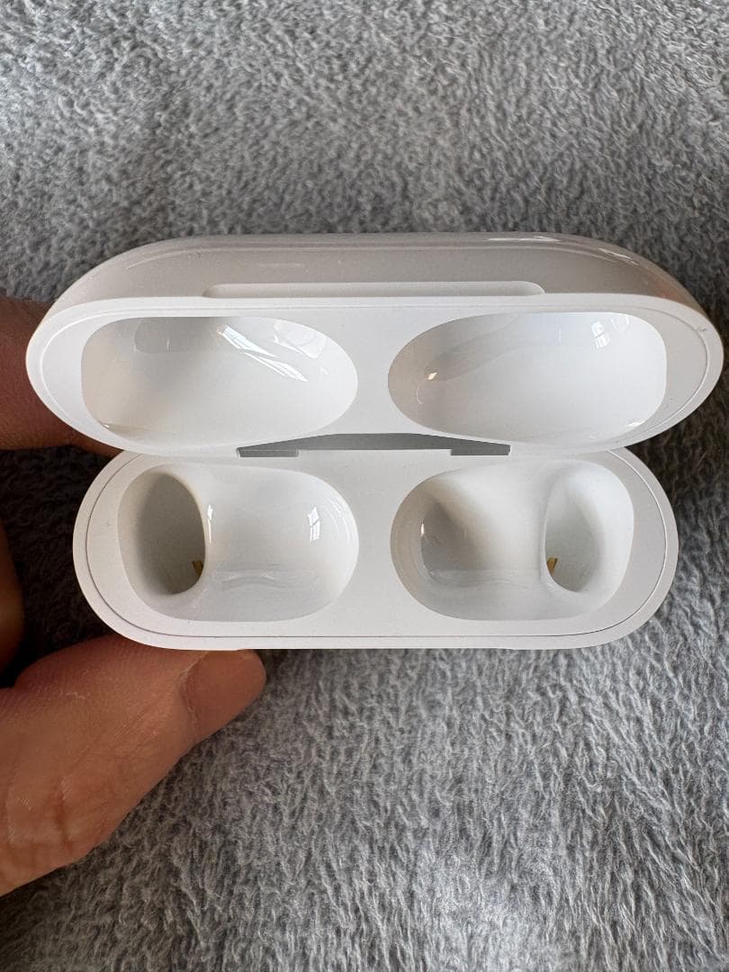 【美品】AirPods Pro 2 MagSafe充電ケース(USB-C)