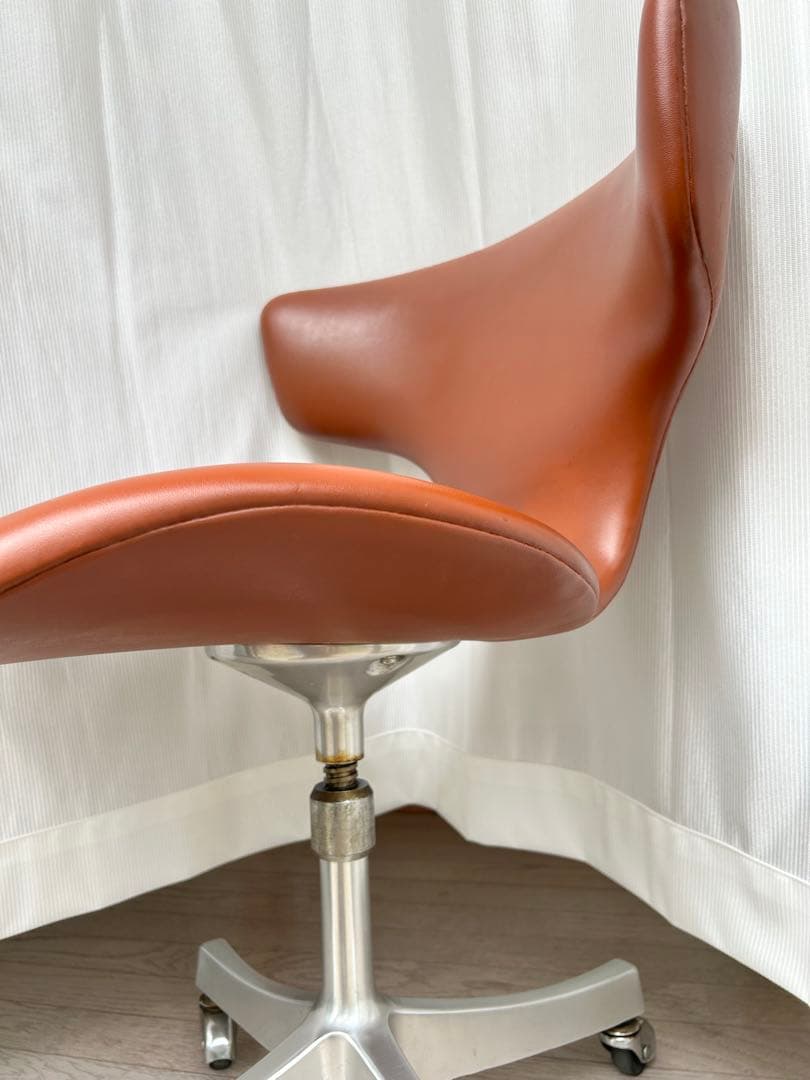 剣持勇カブトチェア　天童木工製　ブラウン