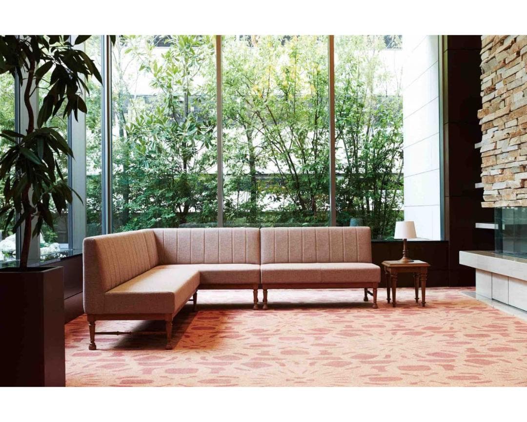 モデル展示未使用品 片肘ソファ ロクロ脚 CELINE 2人掛けソファ カロレ