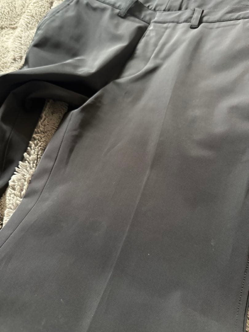 PRADA メンズパンツ　スラックス　表記50サイズ