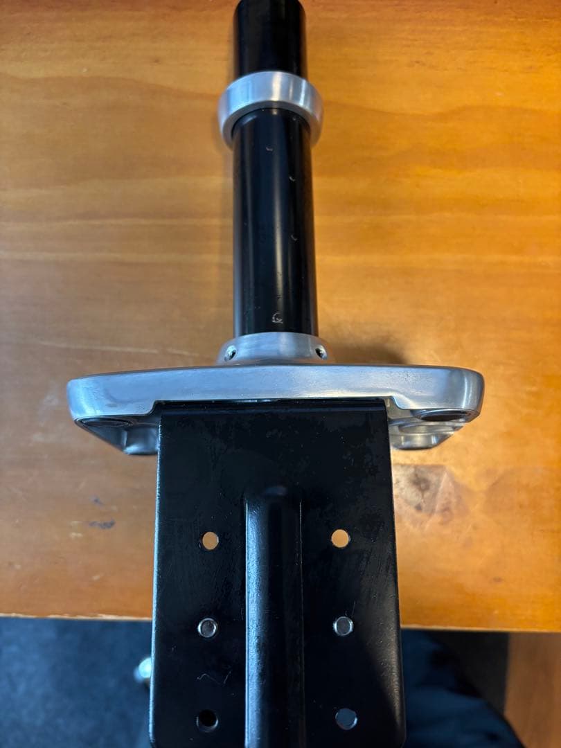 エルゴトロン LX デスクマウントアーム (アルミニウム)