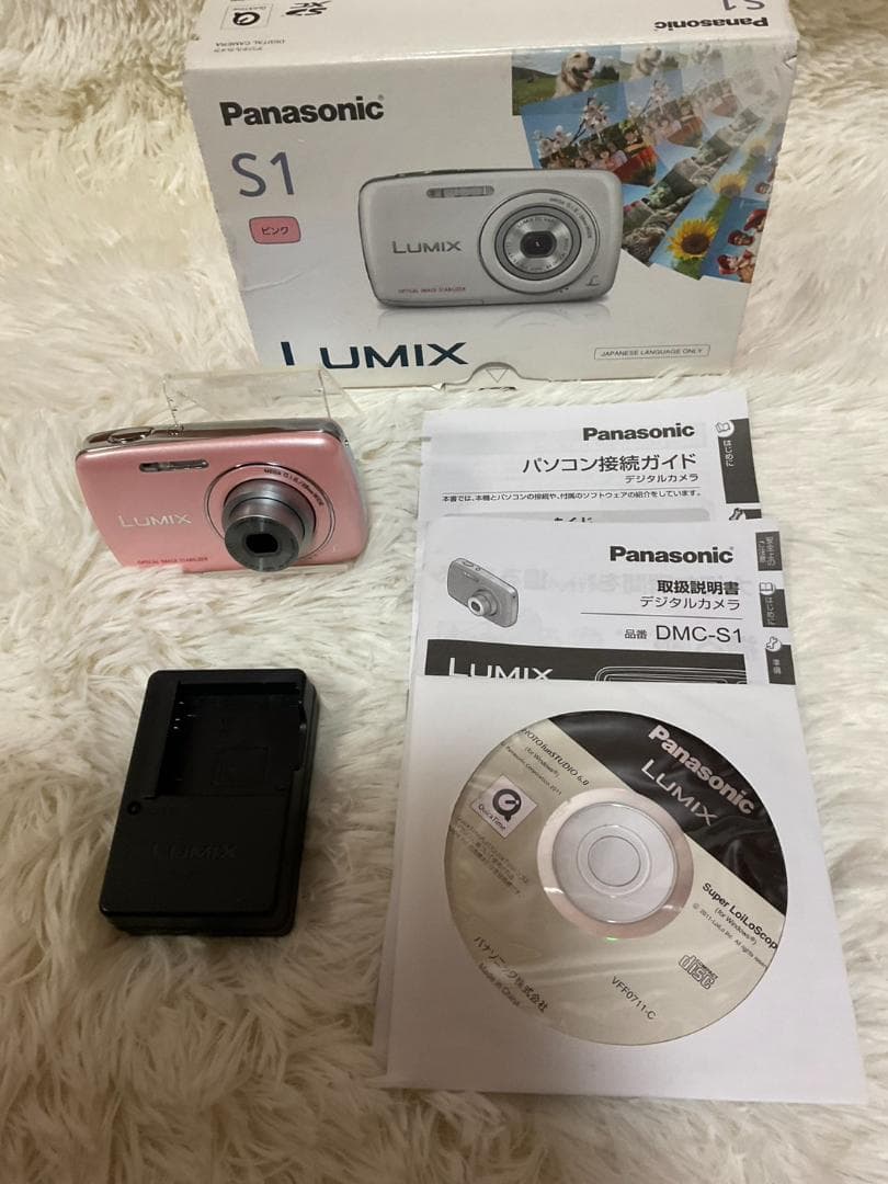 ☆人気色　ピンク☆【簡易動作確認済】パナソニック LUMIX DMC-S1